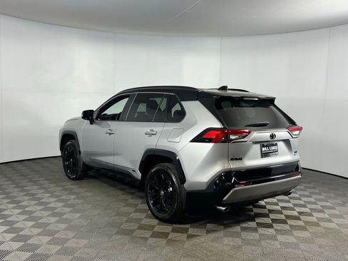 Used 2025 Toyota RAV4 XSE w/ Weather Package image 10