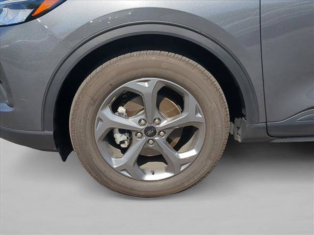 Certified 2025 Ford Escape ST-Line w/ Equipment Group 301A FWD image 22