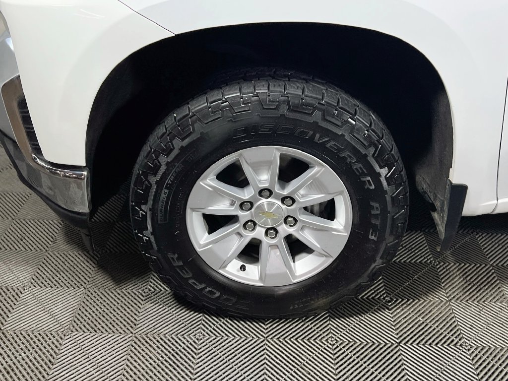 Used 2021 Chevrolet Silverado 1500 LT w/ Work Truck Package AWD/4WD image 26