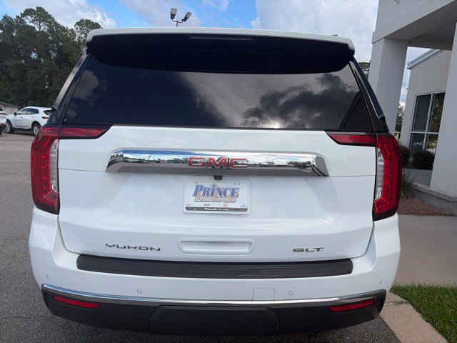 Used 2023 GMC Yukon SLT RWD image 4