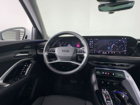 New 2025 Audi Q5 Premium Plus image 28