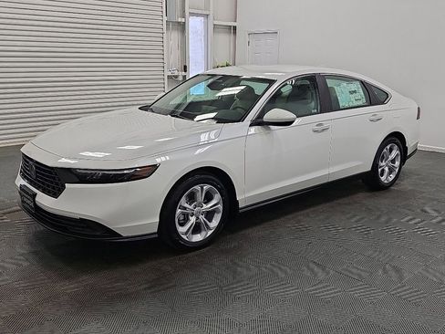 New 2026 Honda Accord LX image 4