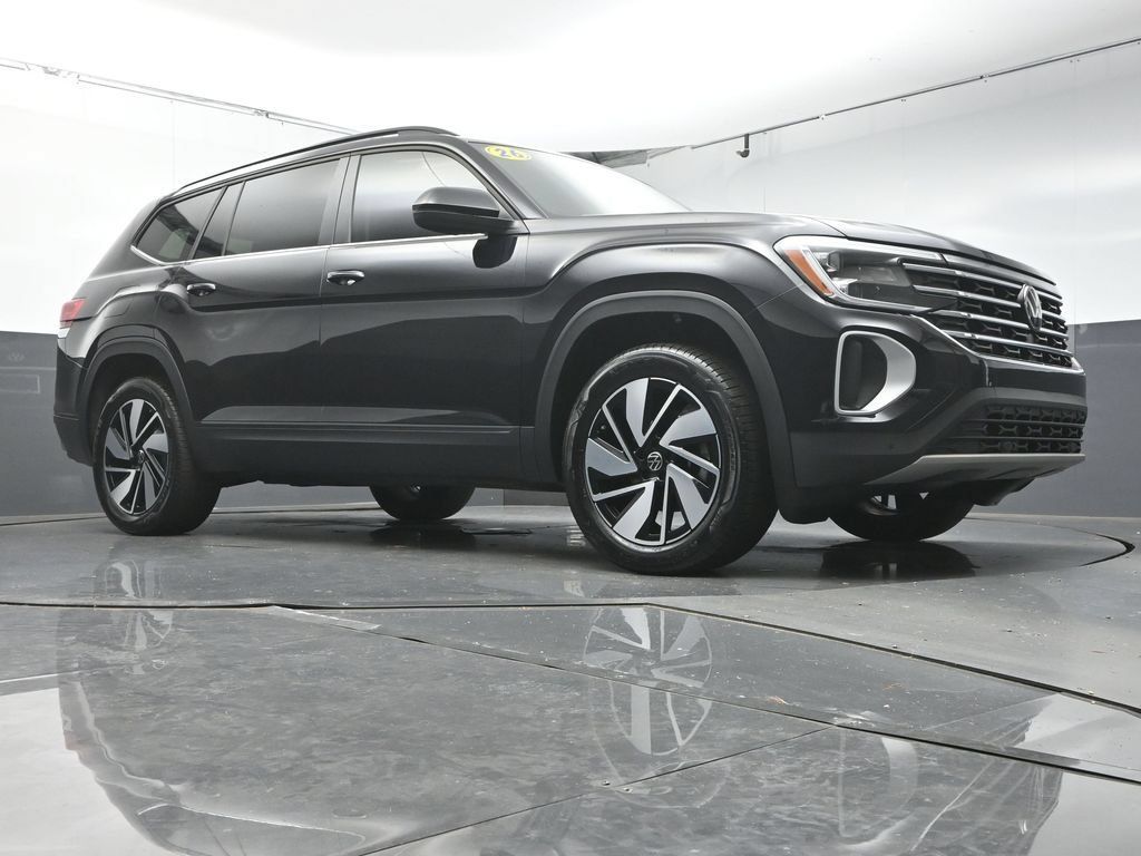Used 2026 Volkswagen Atlas SE FWD image 46