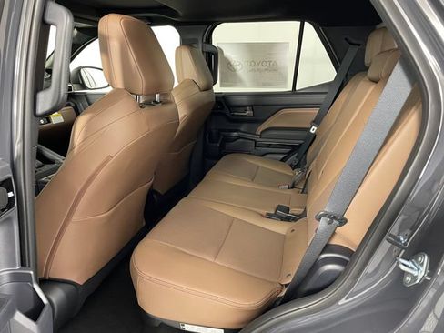 New 2026 Toyota 4Runner Limited AWD/4WD image 6