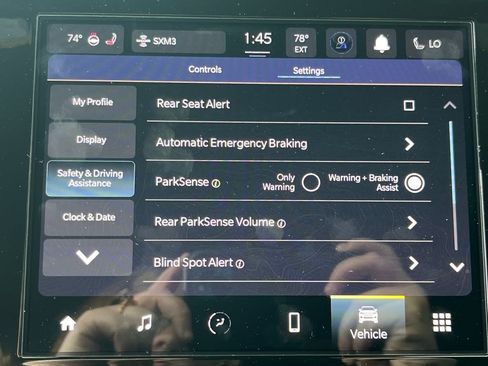 New 2025 Jeep Grand Cherokee Altitude image 10