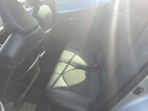 Used 2023 Toyota Camry SE FWD image 11