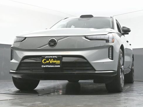 Used 2025 Volvo EX90 Ultra image 48