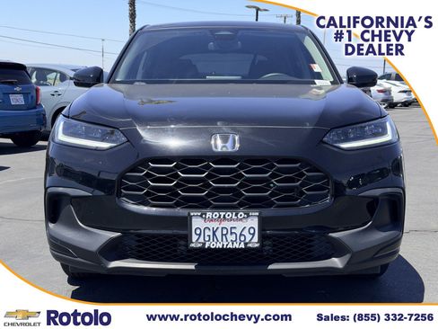 Used 2023 Honda HR-V LX image 2