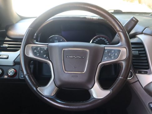 Used 2016 GMC Yukon XL Denali w/ Open Road Package AWD/4WD image 18