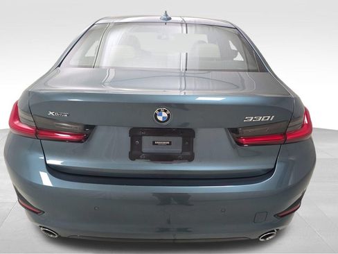 Used 2021 BMW 330i xDrive Sedan w/ Convenience Package AWD/4WD image 9