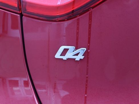 Used 2020 Maserati Levante GranLusso image 22