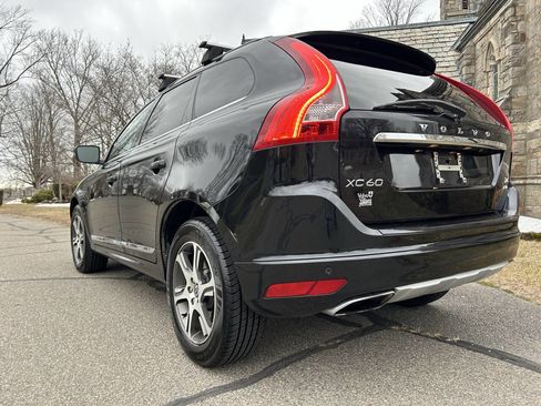 Used 2015 Volvo XC60 T6 Platinum w/ Climate Package image 22