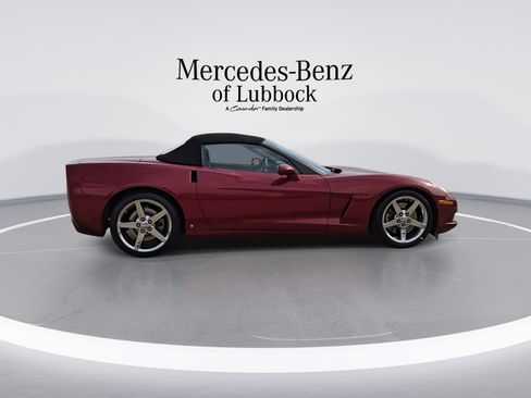 Used 2007 Chevrolet Corvette Convertible w/ Preferred Equipment Group image 9