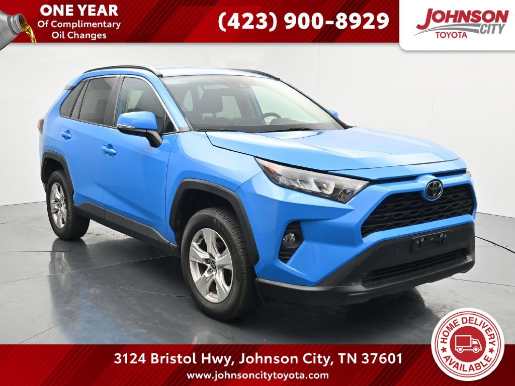 Used 2021 Toyota RAV4 XLE AWD/4WD image 1