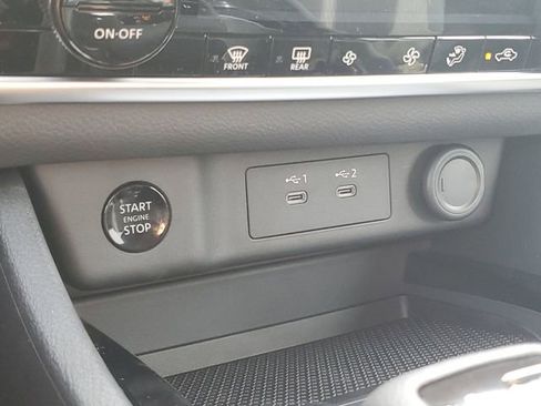 New 2026 Nissan Rogue SV image 32