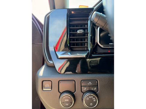 Used 2023 Chevrolet Silverado 1500 LT w/ Convenience Package II image 9