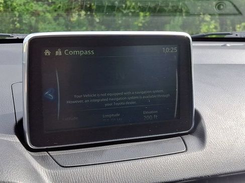 Used 2018 Toyota Yaris iA FWD image 18