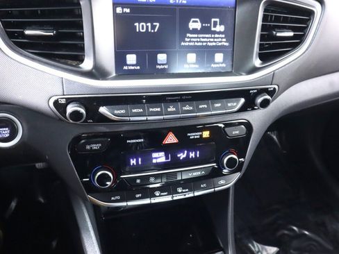 Used 2019 Hyundai Ioniq Blue image 16