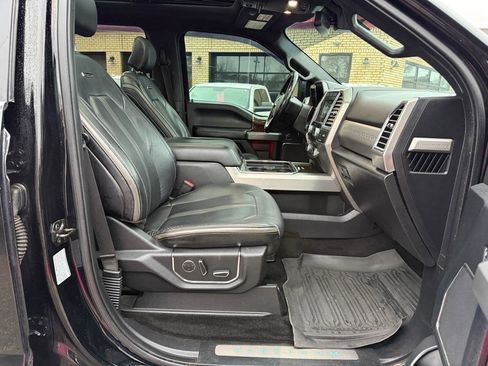 Used 2017 Ford F350 Platinum w/ Platinum Ultimate Package image 10