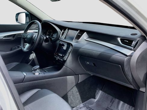Used 2021 INFINITI QX50 Sensory FWD image 32