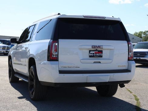 Used 2020 GMC Yukon XL SLT w/ Premium Edition image 11