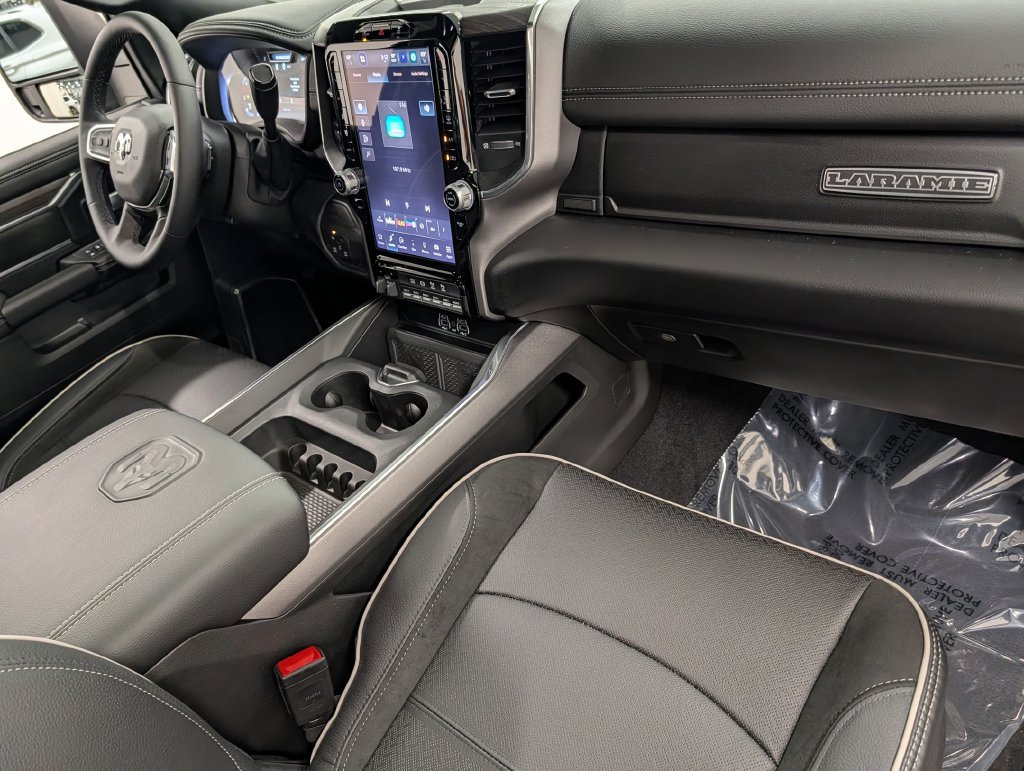 Used 2026 RAM 2500 Laramie w/ Night Edition AWD/4WD image 30