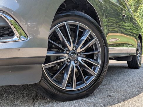 Used 2019 INFINITI QX60 Luxe w/ Sensory Package AWD/4WD image 40