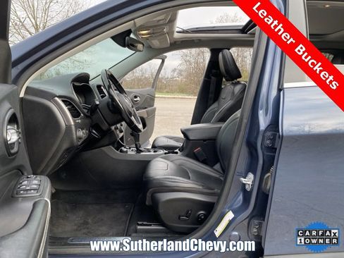 Used 2020 Jeep Cherokee Limited w/ Luxury Group image 15