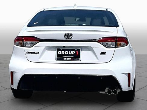 Used 2026 Toyota Corolla SE FWD image 5