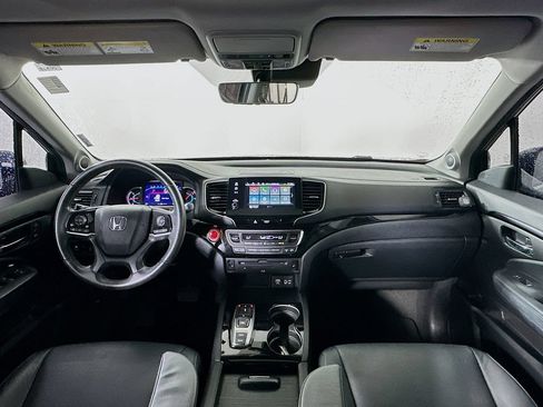 Certified 2021 Honda Pilot Touring image 3