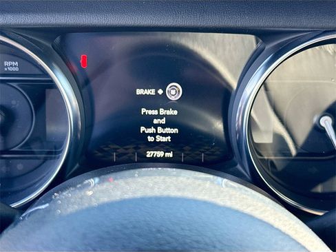 Used 2023 Jeep Wrangler Unlimited Sahara w/ Cold Weather Group image 13