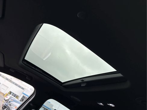 Certified 2023 Chevrolet Traverse RS w/ LPO, Floor Liner Package image 8