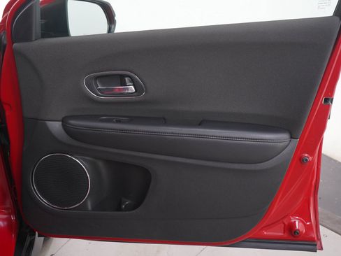 Used 2020 Honda HR-V EX image 11
