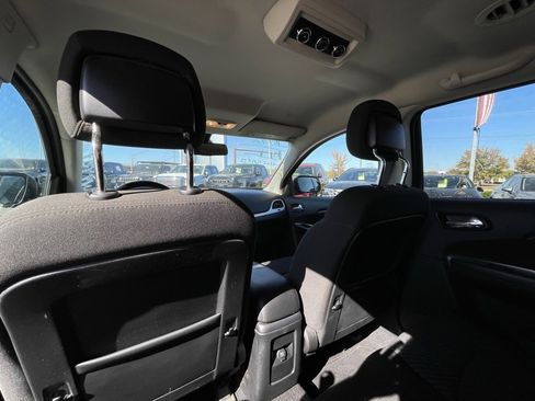 Used 2020 Dodge Journey SE w/ SE Popular Equipment Group image 26