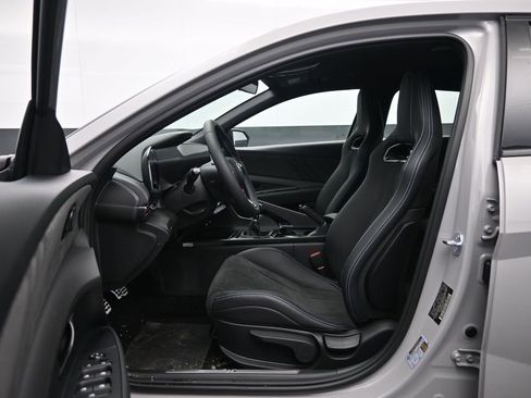 New 2026 Hyundai Elantra N image 25