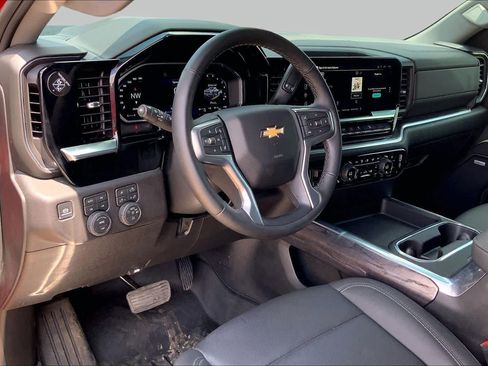 Used 2026 Chevrolet Silverado 2500 LTZ w/ LTZ Texas Edition AWD/4WD image 17
