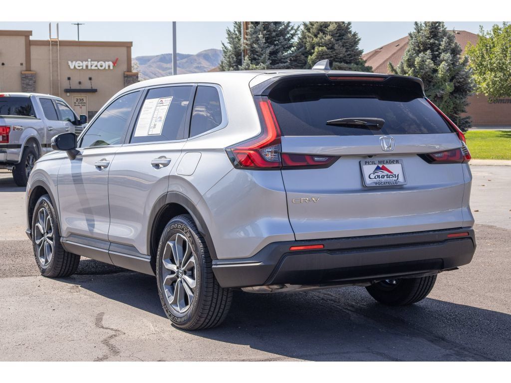 Used 2024 Honda CR-V EX-L image 5