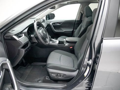 Used 2025 Toyota RAV4 XLE w/ Convenience Package image 21