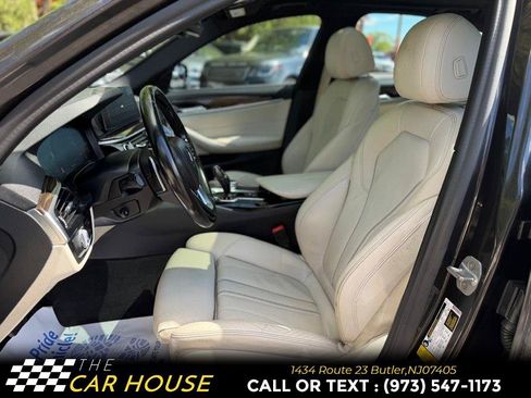 Used 2020 BMW 530i xDrive w/ Premium Package AWD/4WD image 15
