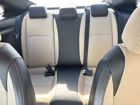 Used 2017 Honda Civic EX-L image 16