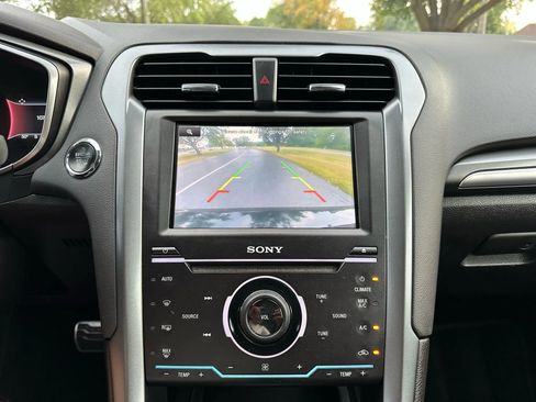Used 2015 Ford Fusion Titanium image 29