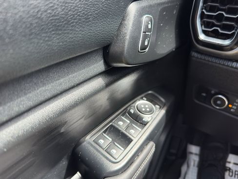 Used 2024 Ford Ranger XLT AWD/4WD image 10