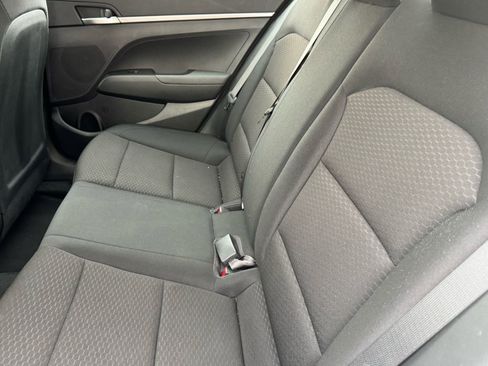 Used 2020 Hyundai Elantra SE w/ Cargo Package (C1) image 27