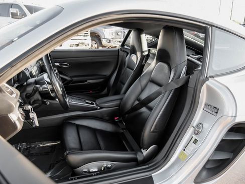 Used 2018 Porsche 718 Cayman S image 36