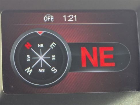 Used 2016 Dodge Challenger SXT image 25