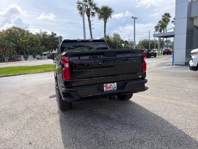 New 2026 Chevrolet Silverado 1500 RST w/ LPO, Dark Essentials Package RWD image 9