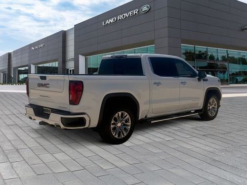 Used 2022 GMC Sierra 1500 Denali w/ Technology Package AWD/4WD image 5