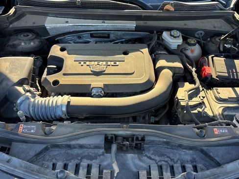 Used 2022 Cadillac XT4 Sport image 23