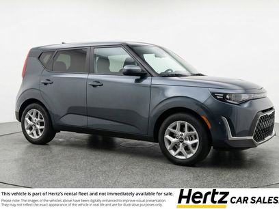 Used 2025 Kia Soul LX w/ LX Technology Package