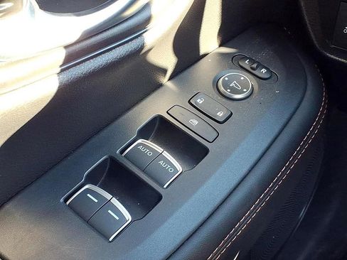 Certified 2026 Honda HR-V Sport image 30